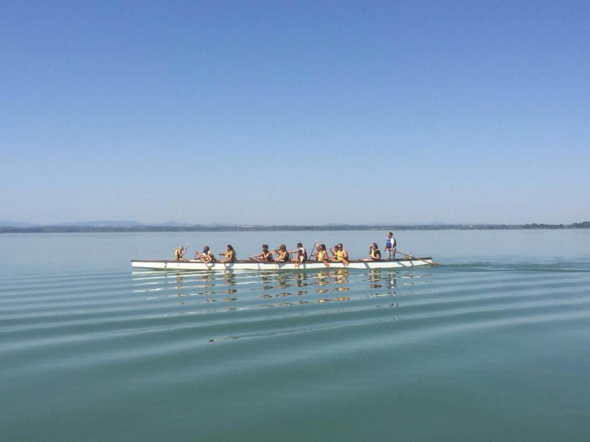 Camping Village Punta Navaccia Tuoro sul Trasimeno Exteriör bild