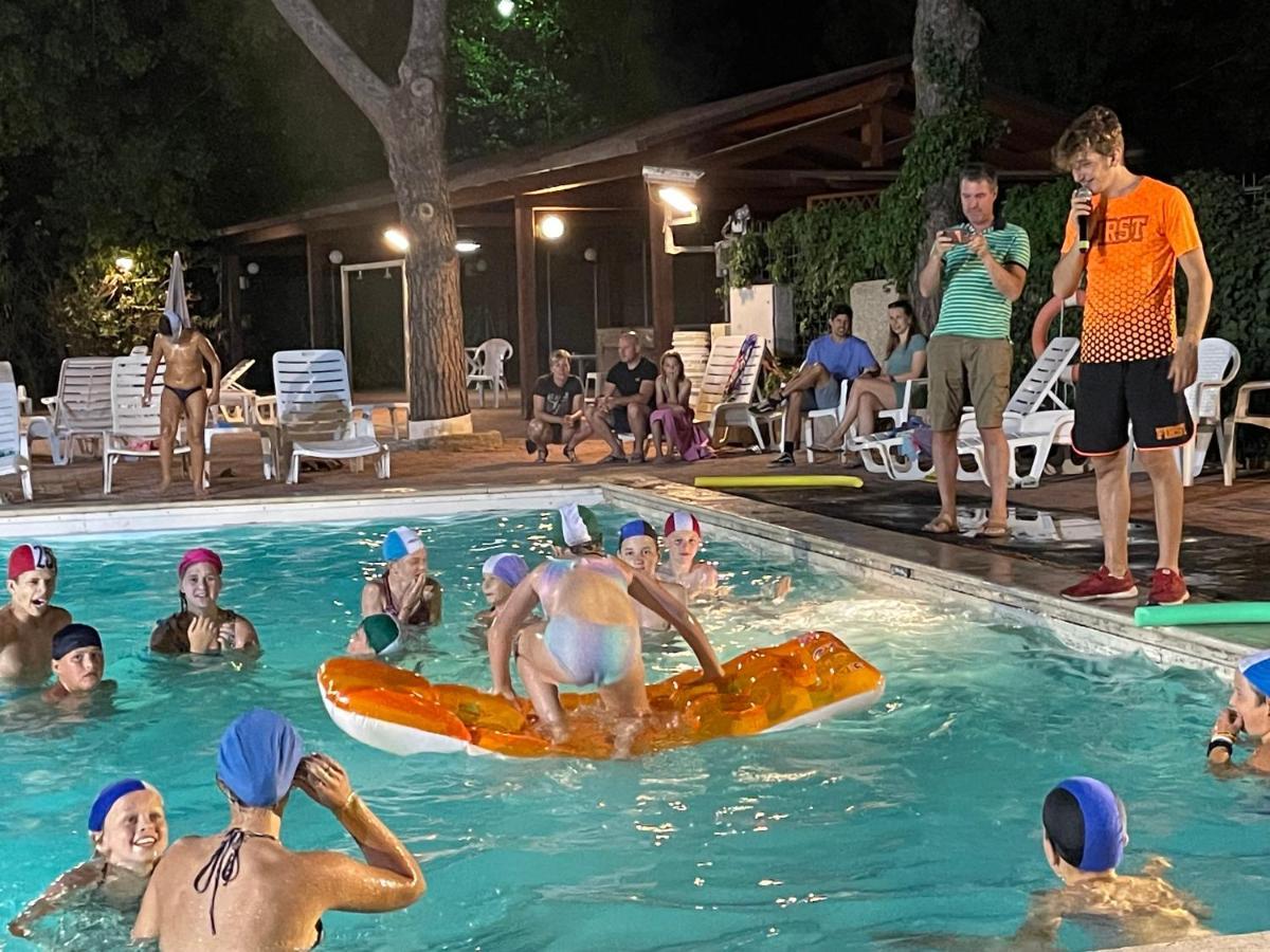 Camping Village Punta Navaccia Tuoro sul Trasimeno Exteriör bild