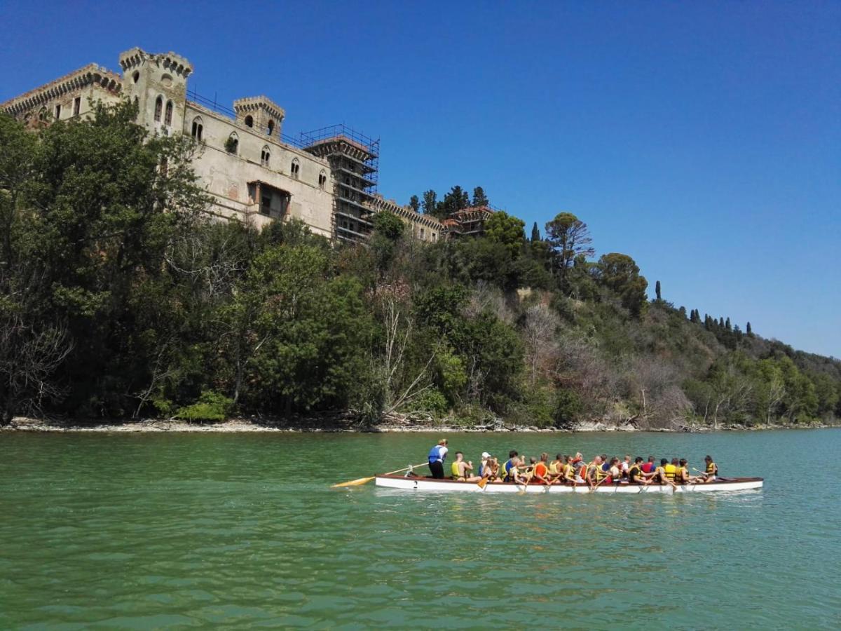 Camping Village Punta Navaccia Tuoro sul Trasimeno Exteriör bild