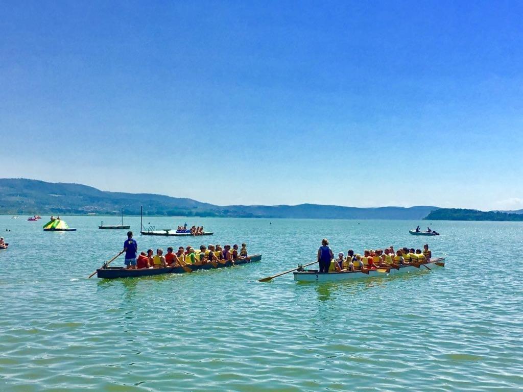 Camping Village Punta Navaccia Tuoro sul Trasimeno Exteriör bild